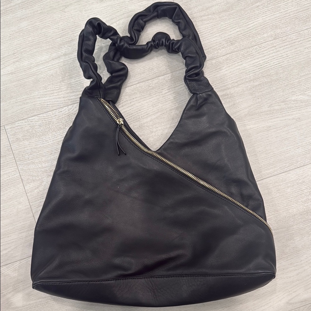 Vince Camuto Black Leather Women's Bag